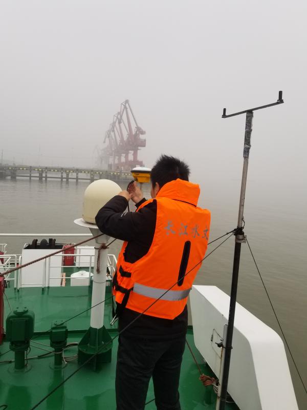 调试仪器.jpg 调试仪器.jpg