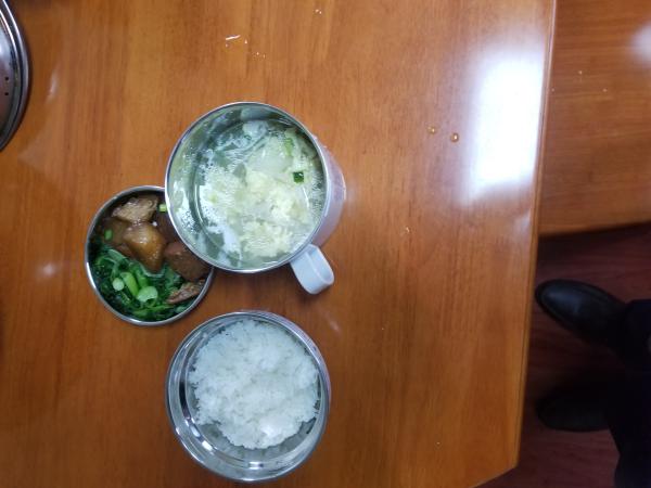 分餐制.jpg 分餐制.jpg